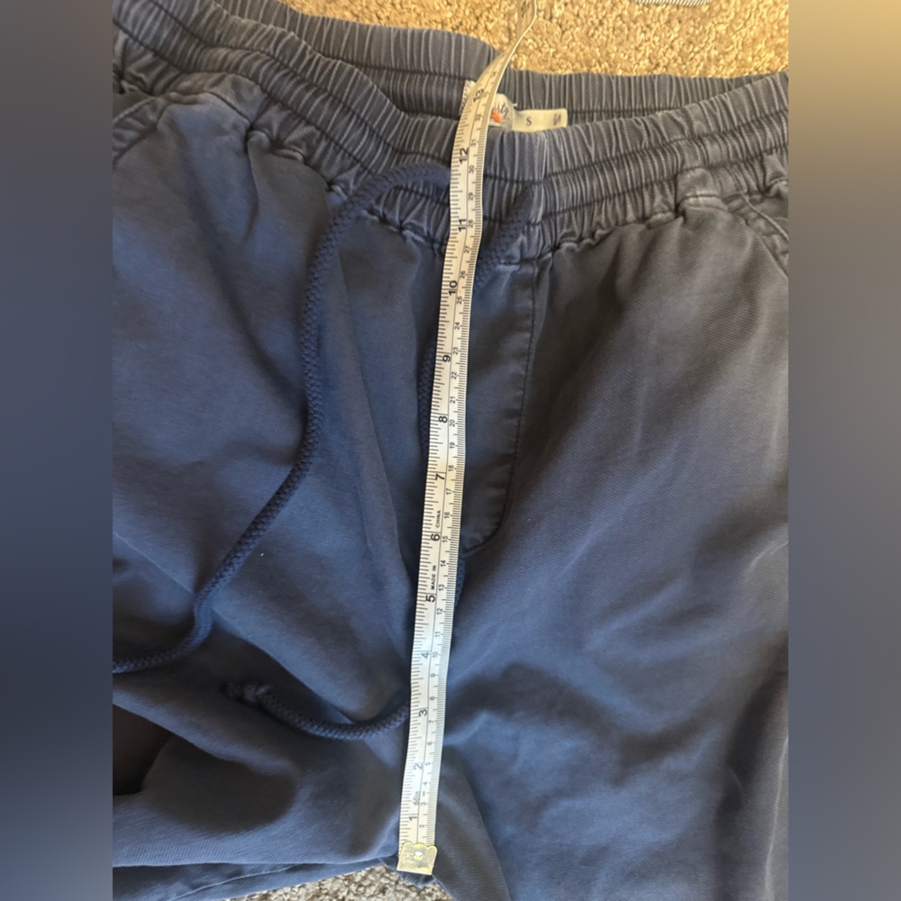 Faherty Essentials Drawstring Pants - Picture 13 of 14